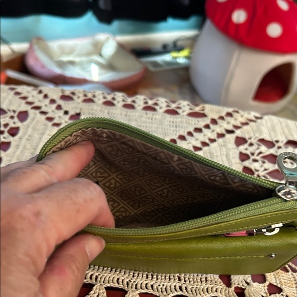 Relic Olive Green Women's Wallet - Picture 4 of 4